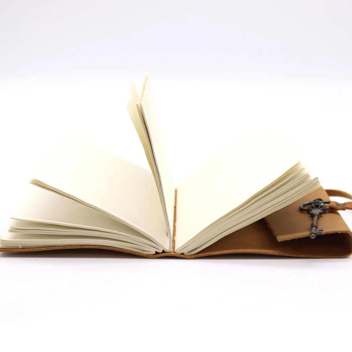 Oiled Tan Leather Grimoire with Key — 200 Pages - Leather Notebooks – Vintage Style Journals - SIXTH HOUSE