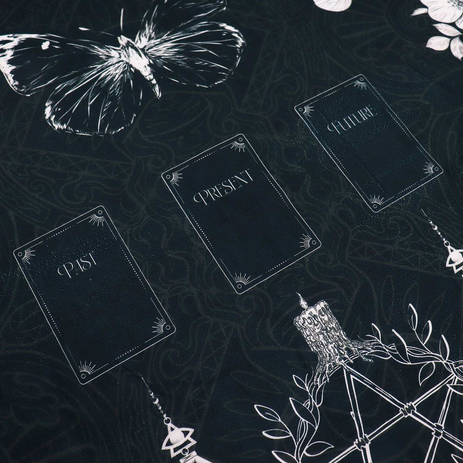 Tarot Reading Cloth - Ancient Witch